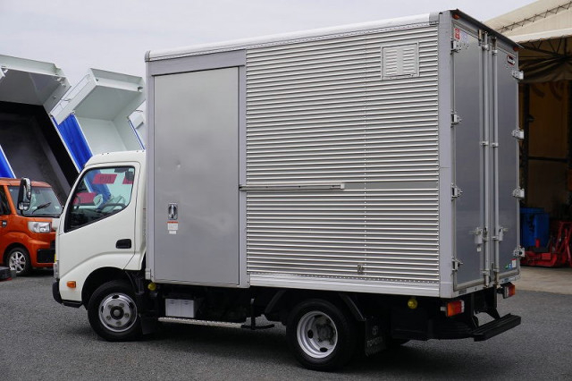 トヨタ トヨエース 小型 アルミバン 2RG-XZC605(92932) 7枚目