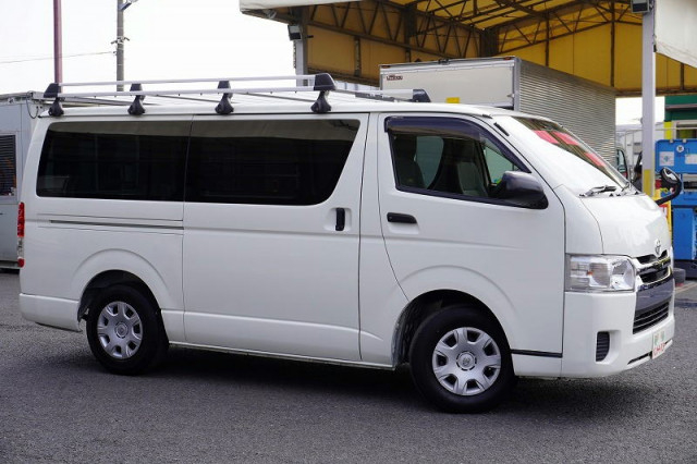 トヨタ ハイエース 小型 ライトバン QDF-GDH201V(92934) 6枚目