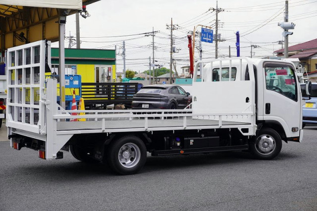 いすゞ エルフ 小型 車載専用車 2RG-NPR88AR(92939) 8枚目