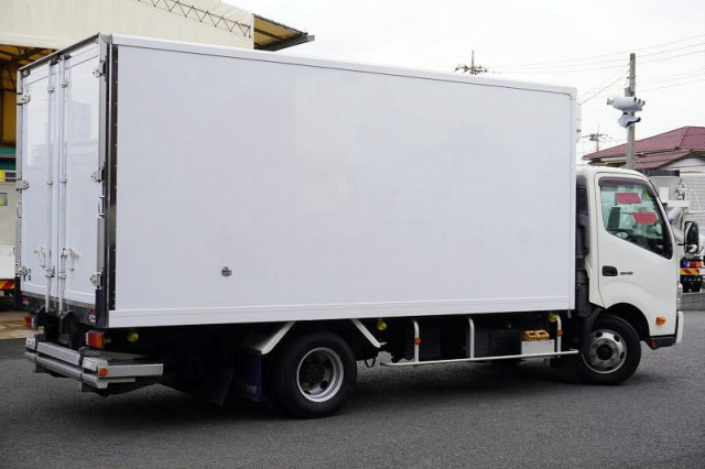 日野 デュトロ 小型 冷凍冷蔵バン TKG-XZU712M(92941) 8枚目
