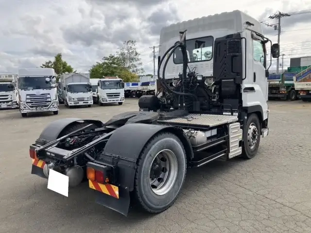 いすゞ ギガ 小型 トラクタ（シングル） QKG-EXD52BD(92951) 5枚目