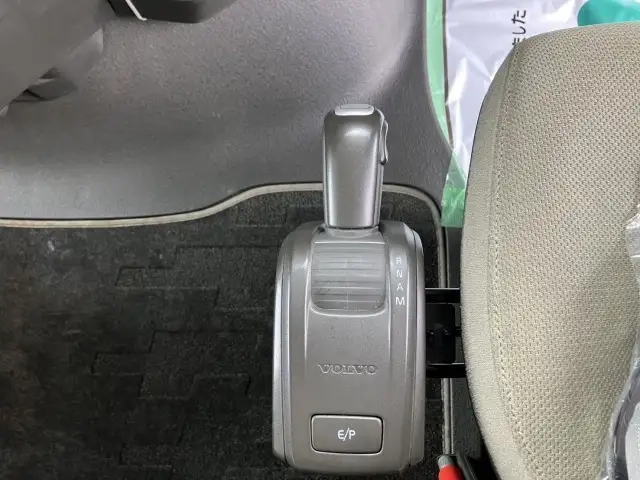 ボルボ 小型 トラクタ（シングル） QKG-H2TEA1(92950) 42枚目