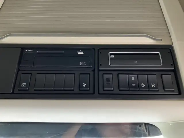 ボルボ 小型 トラクタ（シングル） QKG-H2TEA1(92950) 47枚目