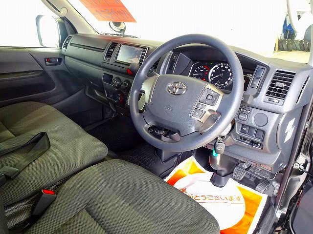 トヨタ ハイエース 小型 アルミバン 3DF-GDH206V(92955) 5枚目