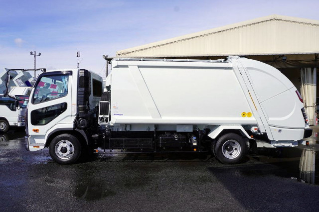 三菱ふそう ファイター 中型 塵芥車（プレス式） 2KG-FK72F(92962) 3枚目