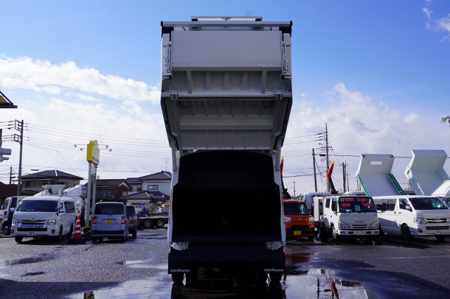 三菱ふそう ファイター 中型 塵芥車（プレス式） 2KG-FK72F(92962) 27枚目