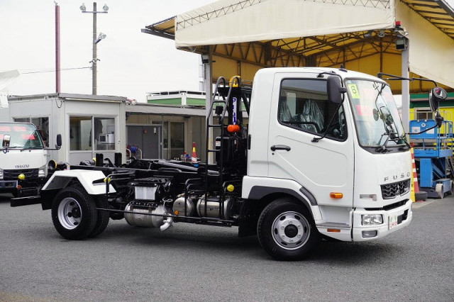 三菱ふそう ファイター 中型 コンテナ専用車 2KG-FK72F(92968) 6枚目