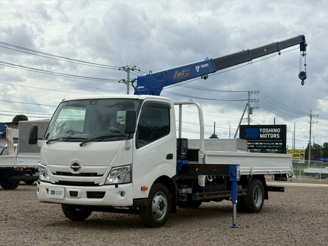 日野 デュトロ 小型 クレーン付き 2KG-XZU720M(92974) 1枚目