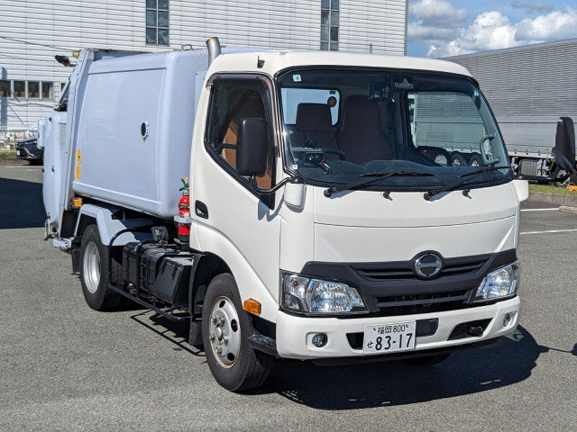 日野 デュトロ 小型 塵芥車（プレス式） TPG-XZU600X(93011) 3枚目