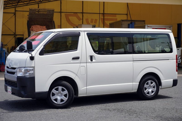トヨタ ハイエース 小型 ライトバン CBF-TRH200V(93016) 1枚目