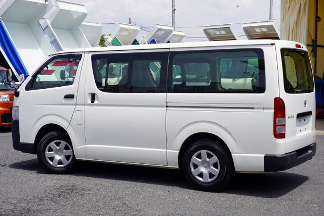 トヨタ ハイエース 小型 ライトバン CBF-TRH200V(93016) 7枚目