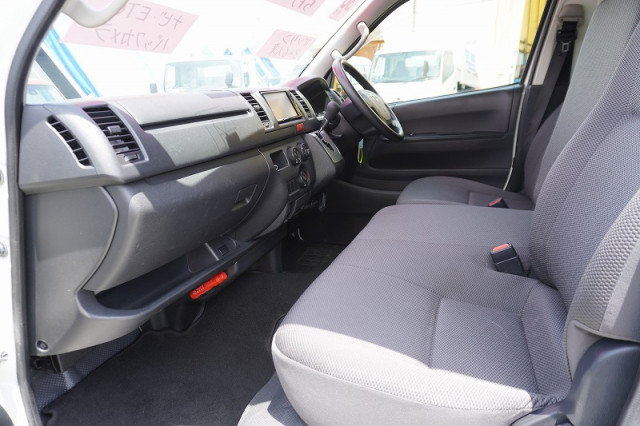 トヨタ ハイエース 小型 ライトバン CBF-TRH200V(93016) 39枚目
