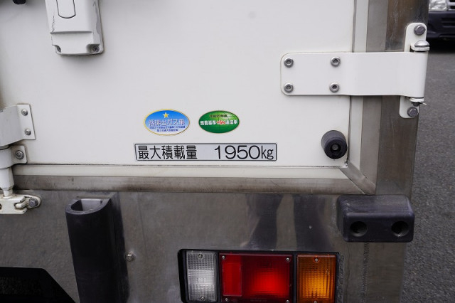いすゞ エルフ 小型 冷凍冷蔵バン TPG-NLR85AN(93024) 30枚目