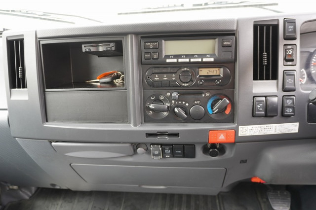 いすゞ エルフ 小型 冷凍冷蔵バン TPG-NLR85AN(93024) 35枚目