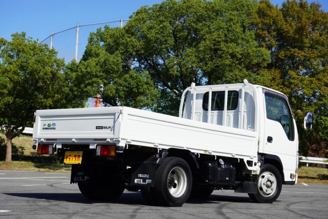 いすゞ エルフ 小型 平ボディ TRG-NJR85A(93028) 2枚目