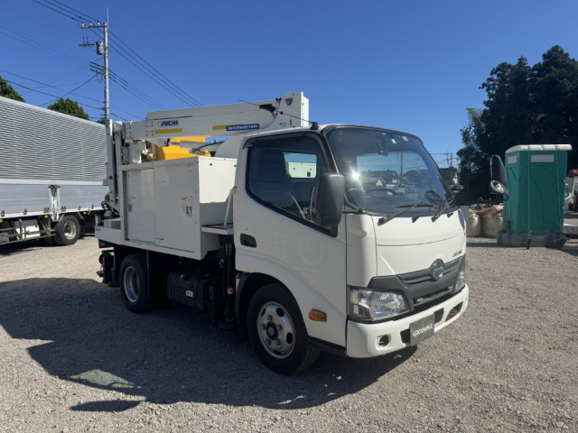 日野 デュトロ 小型 高所作業車 TKG-XZU605M(93037) 2枚目