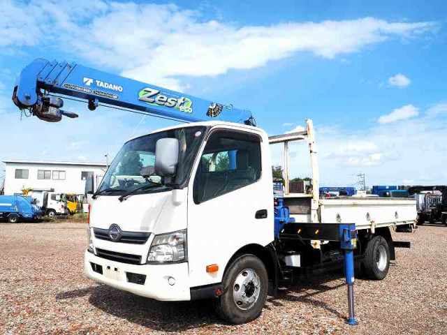 日野 デュトロ 小型 クレーン付き TKG-XZU710M(93040) 1枚目