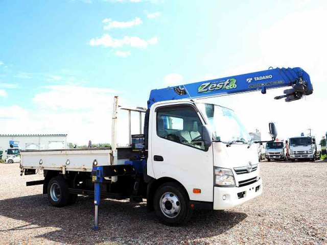 日野 デュトロ 小型 クレーン付き TKG-XZU710M(93040) 7枚目