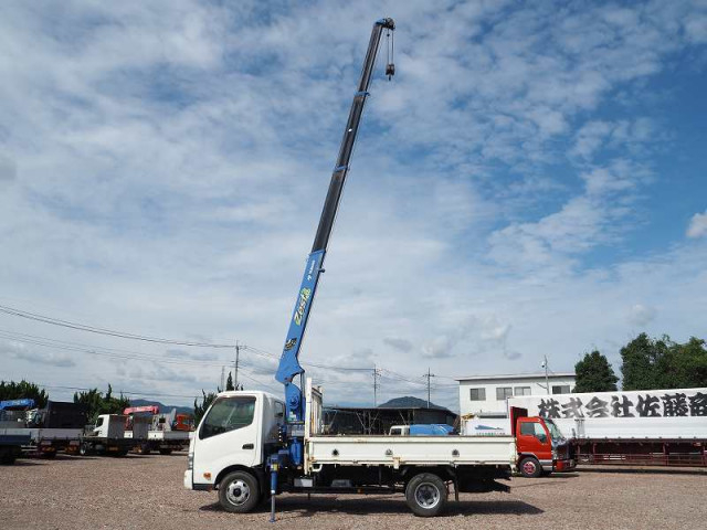 日野 デュトロ 小型 クレーン付き TKG-XZU710M(93040) 16枚目
