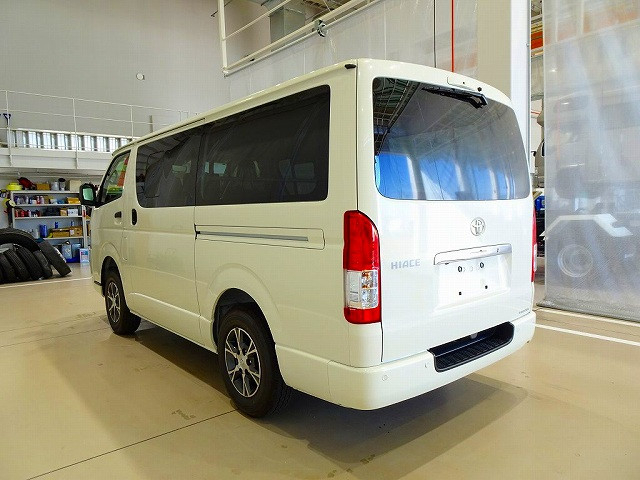 トヨタ ハイエース 小型 アルミバン 3DF-GDH206V(93071) 4枚目