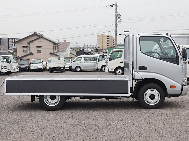 トヨタ ダイナ 小型 平ボディ TPG-XZU605(93084) 10枚目