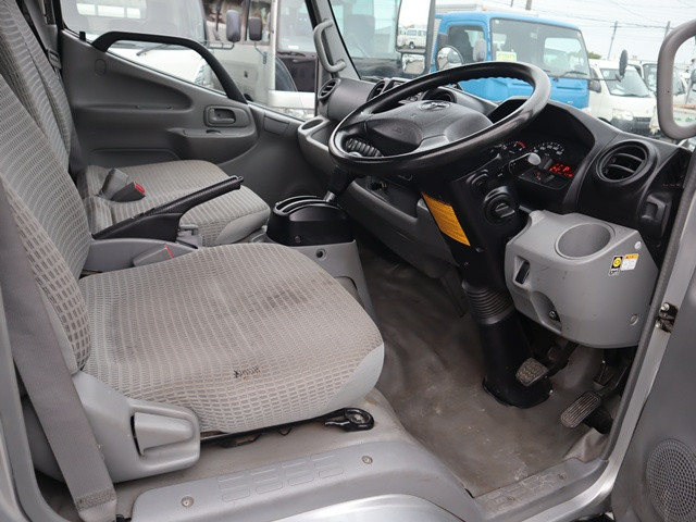 トヨタ ダイナ 小型 平ボディ TPG-XZU605(93084) 30枚目