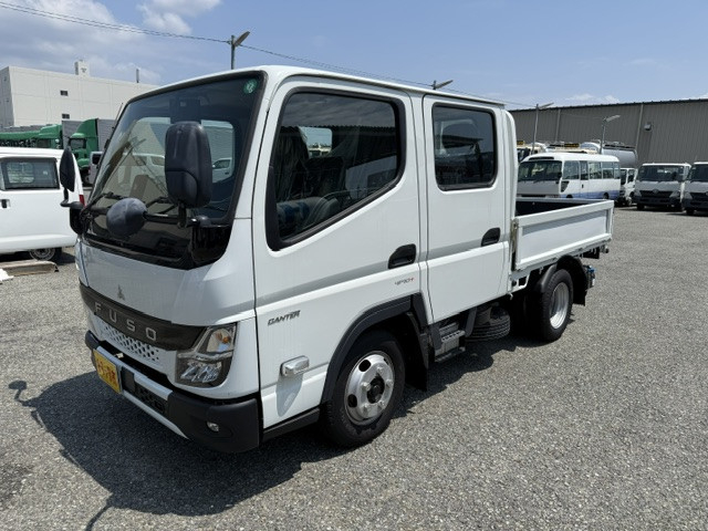 三菱ふそう キャンター 小型 Wキャブ 2RG-FBA20(108368) 1枚目