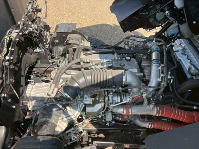 日野 プロフィア 大型 冷凍冷蔵バン 2KG-FR1AHC(93181) 20枚目