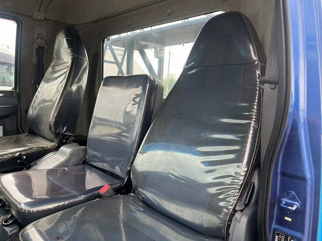 三菱ふそう ファイター 増トン コンテナ専用車 QKG-FK72FZ(110323) 24枚目