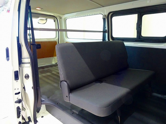 トヨタ ハイエース 小型 アルミバン 3DF-GDH206V(93307) 22枚目