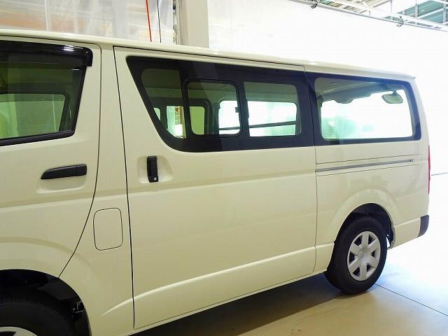 トヨタ ハイエース 小型 アルミバン 3DF-GDH206V(93307) 33枚目