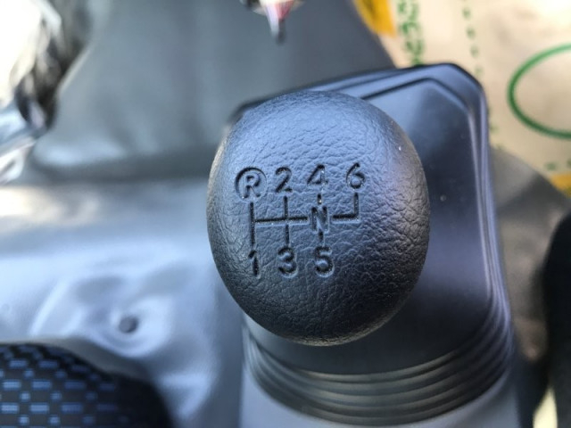 日野 デュトロ 小型 クレーン付き 2KG-XZU712M(93321) 10枚目