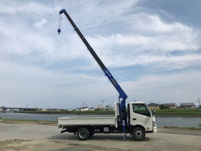 日野 デュトロ 小型 クレーン付き 2KG-XZU712M(93324) 6枚目