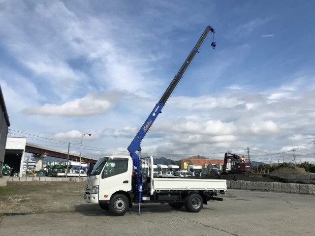 日野 デュトロ 小型 クレーン付き 2KG-XZU712M(93326) 6枚目