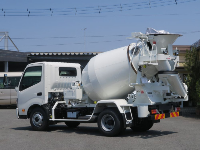 日野 デュトロ 小型 ミキサー車 2DG-XZU700M(93327) 4枚目