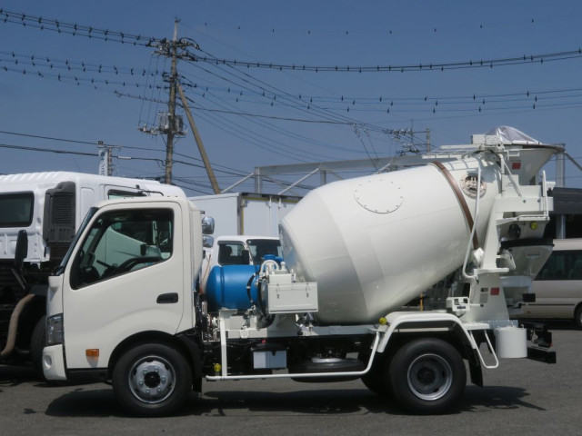 日野 デュトロ 小型 ミキサー車 2DG-XZU700M(93327) 5枚目