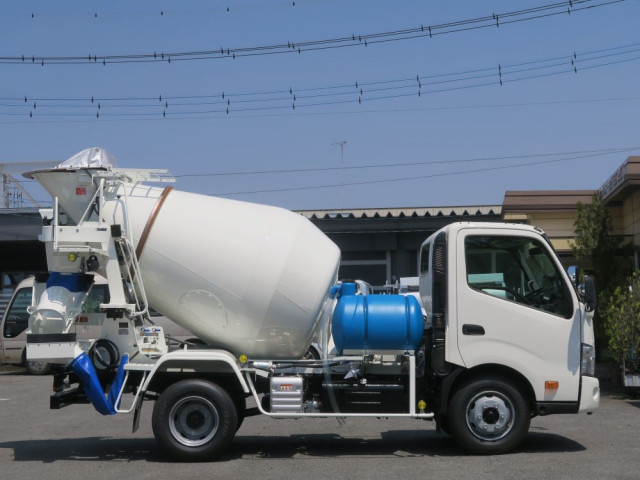 日野 デュトロ 小型 ミキサー車 2DG-XZU700M(93327) 6枚目