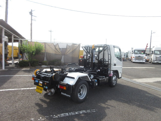三菱ふそう キャンター 小型 コンテナ専用車 2RG-FBAV0(93335) 4枚目