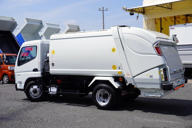 三菱ふそう キャンター 小型 塵芥車（プレス式） 2RG-FEAV0(93344) 7枚目