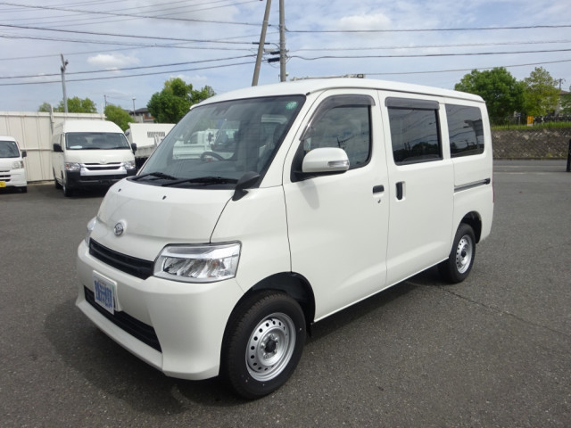 ダイハツ 小型 アルミバン 5BF-S403V(93348) 1枚目