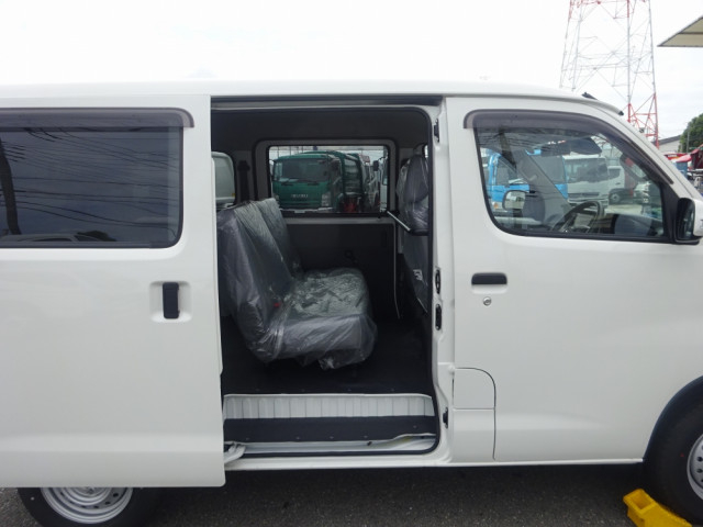 ダイハツ 小型 アルミバン 5BF-S403V(93348) 12枚目
