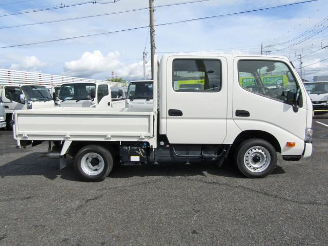 トヨタ ダイナ 小型 Wキャブ 2PG-GDY281(93363) 4枚目