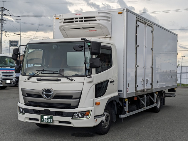 日野 レンジャー 中型 冷凍冷蔵バン 2KG-FC2ABG(93367) 1枚目