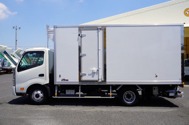 日野 デュトロ 小型 冷凍冷蔵バン 2RG-XZU712M(93369) 4枚目