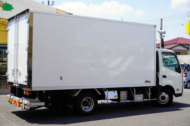 日野 デュトロ 小型 冷凍冷蔵バン 2RG-XZU712M(93369) 9枚目