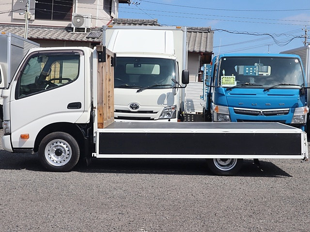 トヨタ ダイナ 小型 平ボディ 3BF-TRY230(93375) 13枚目