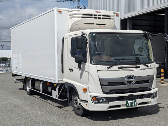 日野 レンジャー 中型 冷凍冷蔵バン 2KG-FD2ABG(93379) 3枚目