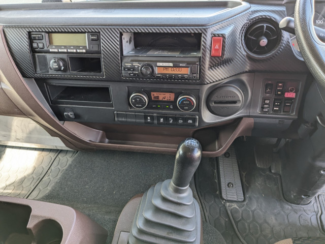 日野 レンジャー 中型 冷凍冷蔵バン 2KG-FD2ABG(93380) 37枚目