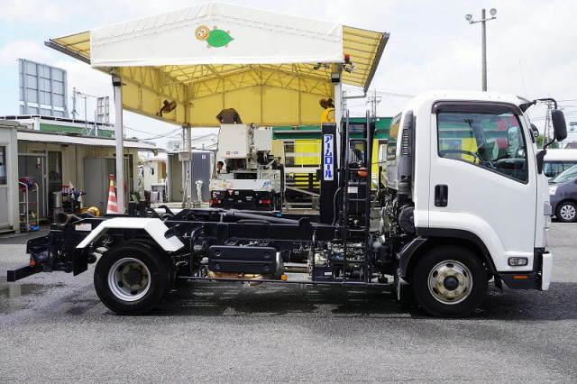 いすゞ フォワード 中型 コンテナ専用車 2RG-FRR90S1(93382) 5枚目