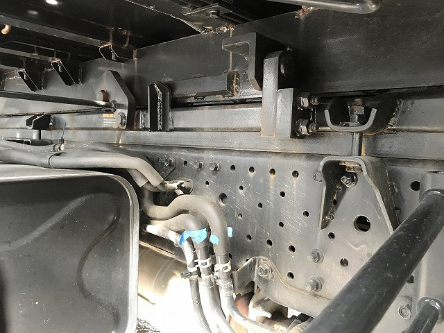 いすゞ エルフ 小型 車載専用車 2RG-NPR88AN(93381) 40枚目